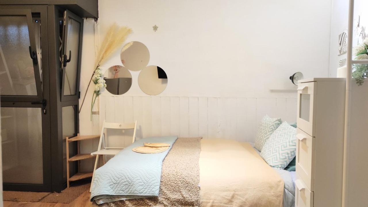 With Bathroom, Refrigerator And Microwave Apartament *